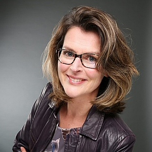 drs. Annet Stoel